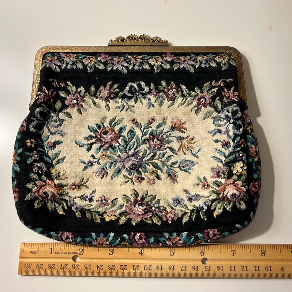 Antique Victorian tapestry needlepoint purse - Picture 5 of 8